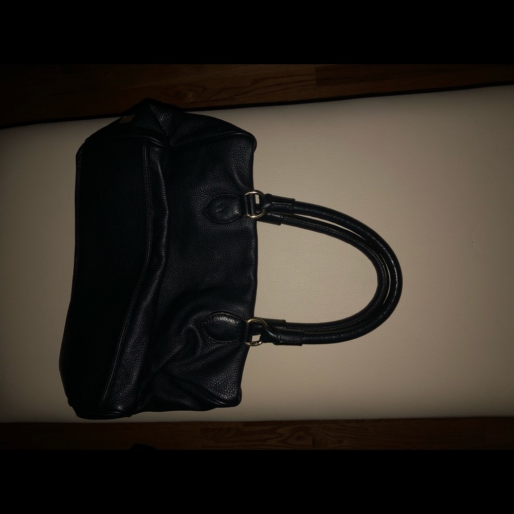 Navy Boston bag
